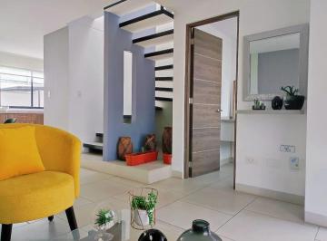Casa · 118m² · 3 Habitaciones · 1 Estacionamiento · Casa en La Armenia