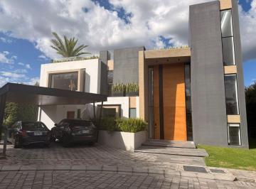 Casa de 4 habitaciones, Quito · Venta Moderna Casa de 4 Dorm. Cerca de Arrayanes en Puembo / Sharon Reed
