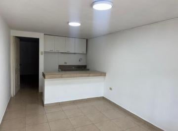 Departamento de 1 habitación, Guayaquil · Departamento de 1 Dormitorio Más Estudio en Urdesa Central