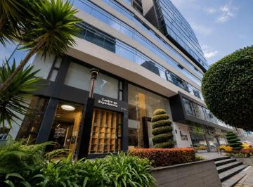 Oficina comercial , Quito · Venta Oficina La Carolina