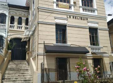 Casa de 20 habitaciones, Quito · Casa Rentera en Venta - Sector La Recoleta 1217 m²