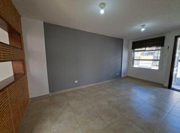 Casa · 81m² · 3 Habitaciones · 1 Estacionamiento · Casa en Mitad del Mundo