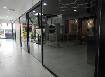 Local comercial · 250m² · Locales en Renta Plaza Comercial - San Rafael