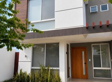 Casa de 3 habitaciones, Daule · Casa Amoblada en Alquiler Urbanización Cittavento, Guayaquil