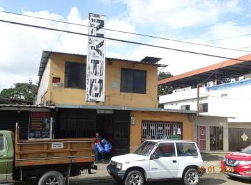 Casa de 2 habitaciones, Portoviejo · Casa Comercial de Venta en Portoviejo