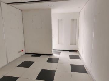Oficina comercial , Cuenca · Amplia Oficina Comercial en Alquiler Sector Av Remigio Crespo