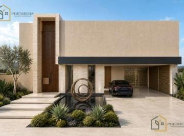 Casa · 430m² · 4 Habitaciones · 2 Estacionamientos · Casa con 525 m² y 4 Habitaciones en Venta en Puembo