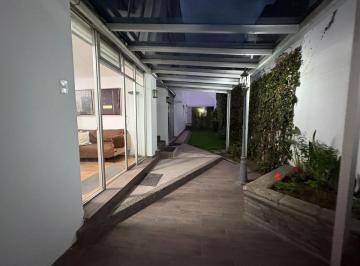 Departamento de 1 habitación, Quito · En Alquiler Suite Amoblada, Urbanización El Condado, Quito