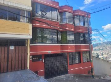 Casa · 439m² · 8 Habitaciones · 2 Estacionamientos · Casa en Venta en La Ciudadela Yaguachi Sur de Quito