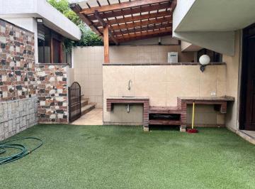 Casa de 4 habitaciones, Quito · Rento Casa Amplia Sector El Pinar