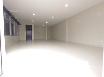 Local comercial , Quito · Local Comercial Remodlado, en Sector La Jipijapa, de Arriendo