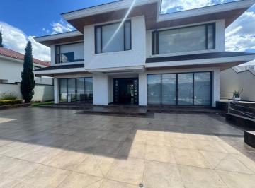 Casa de 4 habitaciones, Quito · Casa de Arriendo en Cumbaya en Urbanización de Lujo Sector La Primavera 1