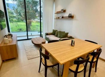 Suite de 1 habitación, Quito · Suite de Lujo en Cumbayá – Como Nueva, con Balcón y Exclusivas Áreas Comunales