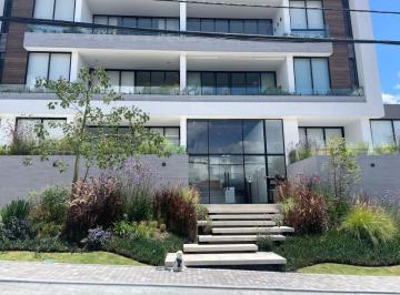 Suite de 1 habitación, Quito · Suite de Lujo en Cumbayá – Dentro de Urbanizacion, con Balcón y Exclusivas Áreas Comunales