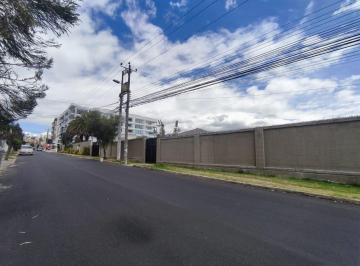 Terreno / Lote · 2000m² · 8 Habitaciones · 20 Estacionamientos · $590 Mil Venta Terreno Para Proyecto Inmobiliario en Ponceano Alto