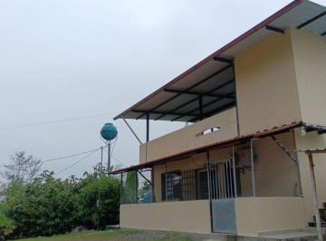 Casa de 3 habitaciones, Puerto Quito · Se Vende Finca con Casa en Puerto Quito