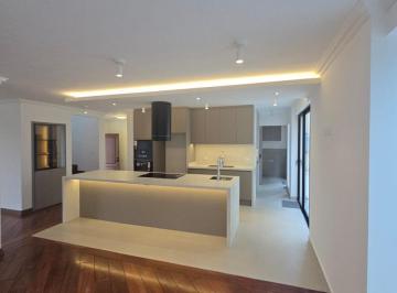 Casa · 232m² · 4 Habitaciones · Casa en Cumbayá