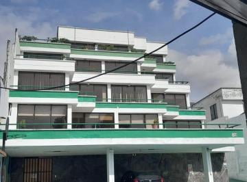 Departamento · 180m² · 3 Habitaciones · 2 Estacionamientos · Departamento de Renta en El Bosque