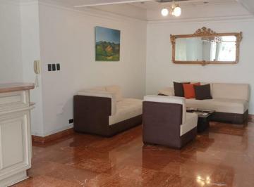 Departamento de 3 habitaciones, Quito · Arriendo Depto Amoblado / González Suárez / 3 Hab con Baño c/u