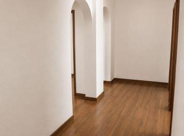 Casa de 8 habitaciones, Quito · Casa Comercial en Venta - Sector La Dammer 2 - La Luz