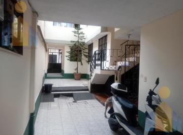 Casa · 400m² · 8 Habitaciones · 4 Estacionamientos · Casa en La Magdalena