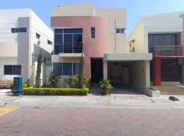 Casa · 182m² · 4 Habitaciones · Casa en Venta en Vía a La Costa Gabr