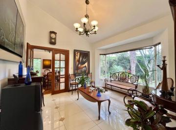 Casa de 4 habitaciones, Quito · Casa de Renta Sector Cumbaya