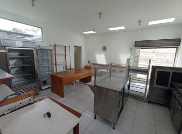 Local comercial , Quito · Local Comercial en Renta de 36 m² en Santa Lucía