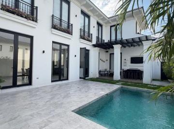 Casa de 4 habitaciones, Guayaquil · Vendo Villa Aires de Batan Cerca de Plaza Lagos