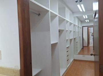 Departamento de 3 habitaciones, Quito · Bellavista Super Elegante 360 m Departamento con Jardin