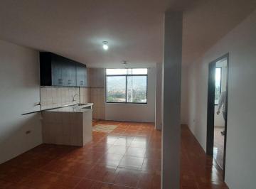 Departamento de 2 habitaciones, Quito · Rento Departamento 4to. Piso Sector San Blas