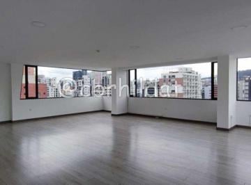 Oficina comercial , Quito · H/ La Carolina, Oficina Esquinera, Piso Alto con Vista 83 m², 2 Parqueaderos 145.900usd