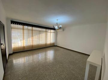 Departamento · 150m² · 4 Habitaciones · 1 Estacionamiento · Suite en Alquiler / Venta Full Amoblada en Lomas de Urdesa