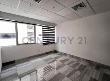 Oficina comercial · 42m² · 1 Estacionamiento · Alquiler de Oficina Ejecutiva de 42 m² con Parqueo – Edificio Platinum 2