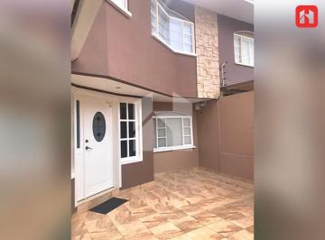 Casa de 4 habitaciones, Cuenca · Vendo Casa en Cuenca – Sector Calle Roma (Cv4068)