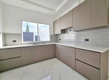 Casa de 3 habitaciones, Salinas · Ultima Casa por Estrenar Sector Pueblo Nuevo Salinas