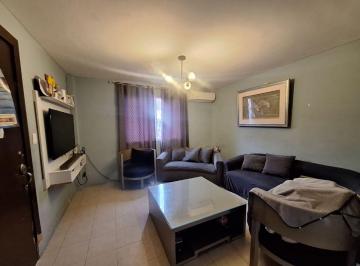 Casa de 3 habitaciones, Guayaquil · Venta de Casa Esquinera Mucho Lote 2