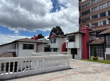 Casa de 4 habitaciones, Quito · Oportunidad! Casa en Ponceano Alto $124.900 Cerca a Liceo La Alborada, Iess San Francisco, Ism West