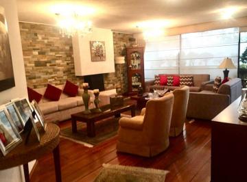 Departamento de 4 habitaciones, Quito · Vendo Departamento, 3 Dorm., 295 m² - La Carolina