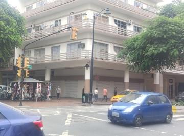 Local comercial , Guayaquil · Alquilo Local Comercial Planta Baja 200 m² Boyacá y 10 de Agosto Gye