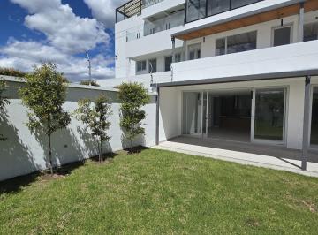Departamento · 252m² · 3 Habitaciones · 2 Estacionamientos · Departamento Venta