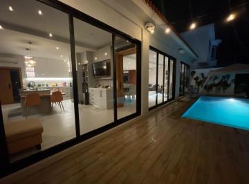 Casa en Venta de 3 habitaciones Samborondón · Vendo Linda Casa Vía Samborondon