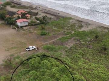 Terreno / Lote , Puerto López · Terreno de Venta en Las Tunas, Manabi