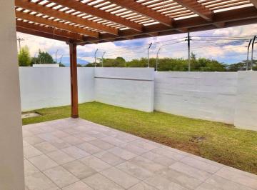 Casa de 3 habitaciones, Quito · Casa de Renta en La Cerámica Conjunto con Piscina y Guardianía 24/7