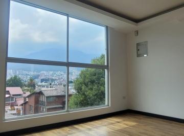 Departamento · 130m² · 3 Habitaciones · 2 Estacionamientos · Vendo Departamento 3 Dorm. 130 m² La Jipijapa Cerca Hotel Savoy Inn, Vista Panorámica.