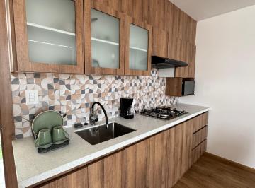 Suite · 80m² · 1 Habitación · 1 Estacionamiento · Se Alquila Hermosa Suite en El Hotel Santiago de Compostela!