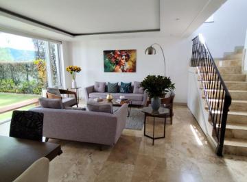 Casa de 3 habitaciones, Quito · Hermosa Casa Independiente de Renta