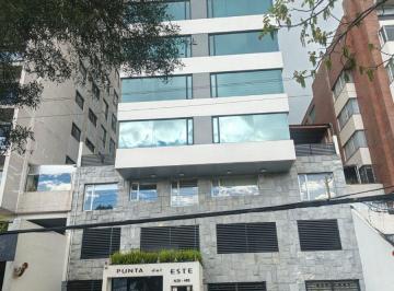 Departamento de 2 habitaciones, Quito · De Oportunidad Venta Espectacular Departamento 2 Hab. 2 Terrazas Exclusivas, Batan Alto