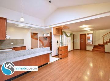 Casa de 3 habitaciones, Cuenca · Cerca del Wayra Plaza, Renta de Casa Dormitorio en Planta Baja