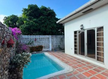 Departamento de 3 habitaciones, Guayaquil · Departamento con Patio y Piscina en Sector Cerrado - Cumbres Medias